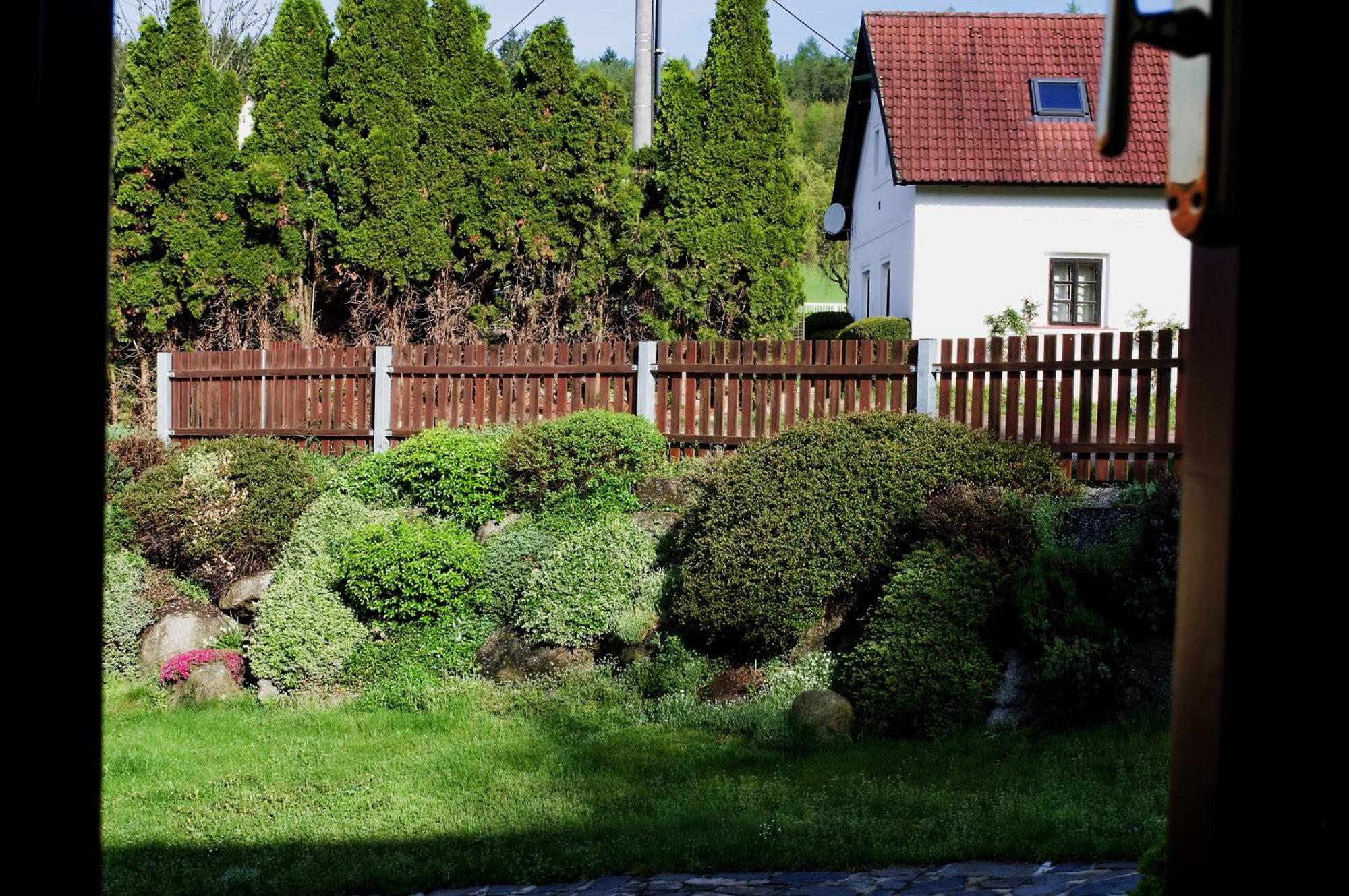 Mlyn Kamenice Klucenice Exterior photo